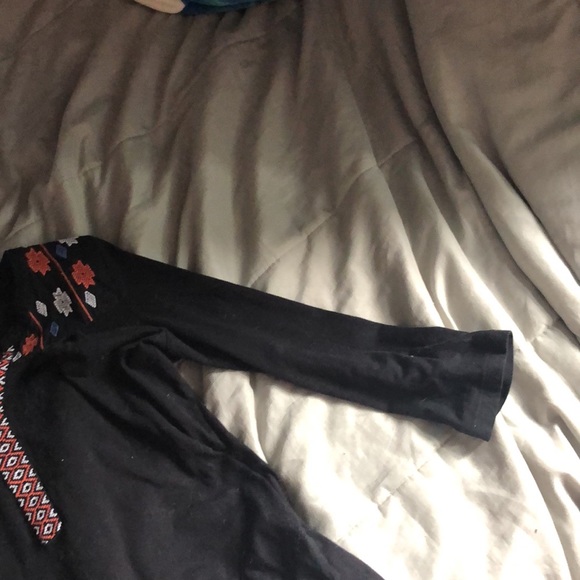 Nice light long sleeve shirt - Picture 5 of 5